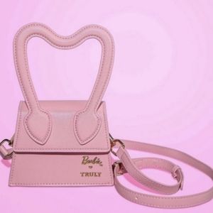 🩷Barbie x Truly Beauty Mini Purse🩷